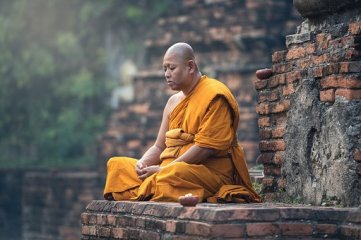 buddhist-1807526__340